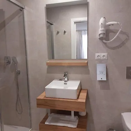 Pensjonat Vg Boutique Nerja